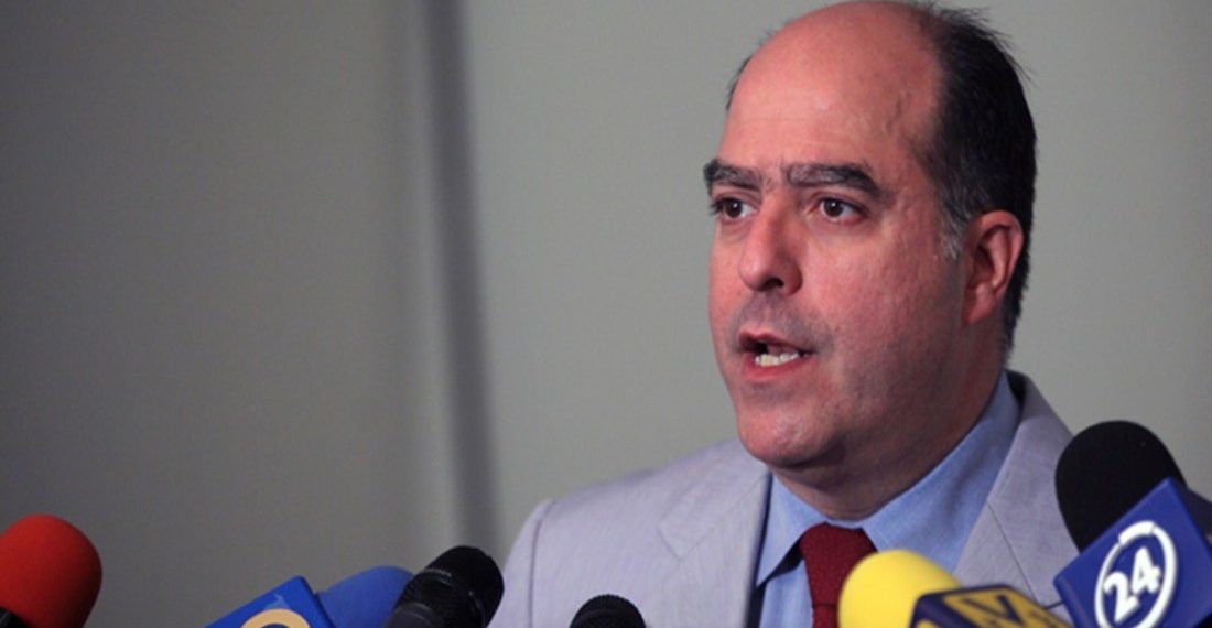 Julio Borges se pronunció a través de su cuenta en Twitter