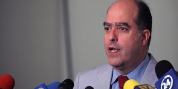 Julio Borges se pronunció a través de su cuenta en Twitter