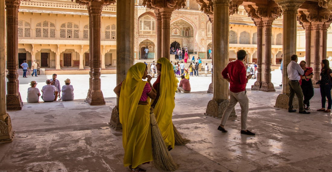 Dos mujeres entraron a un templo en India y el hecho desató protestas