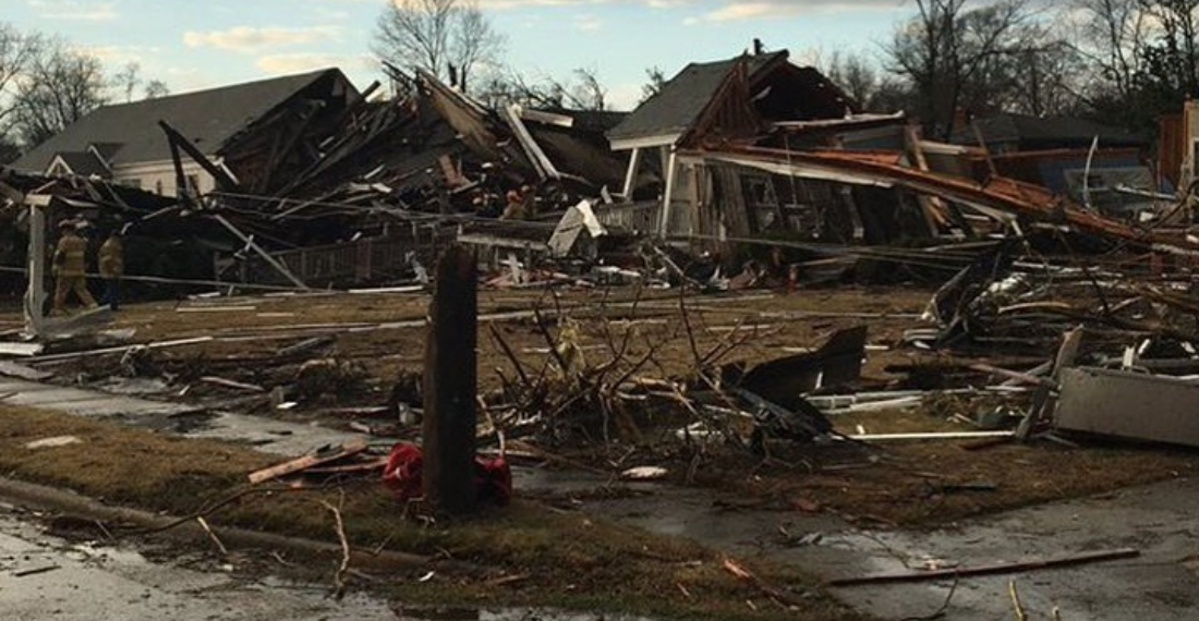 Así luce parte de Alabama por los tornados que dejaron cerca de 22 muertos