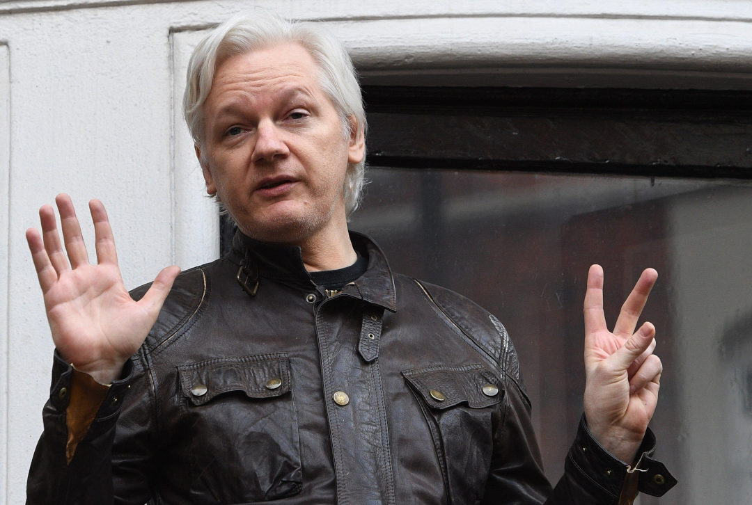 El refugio de Assange en la embajada de Ecuador podría terminar en “horas o días”